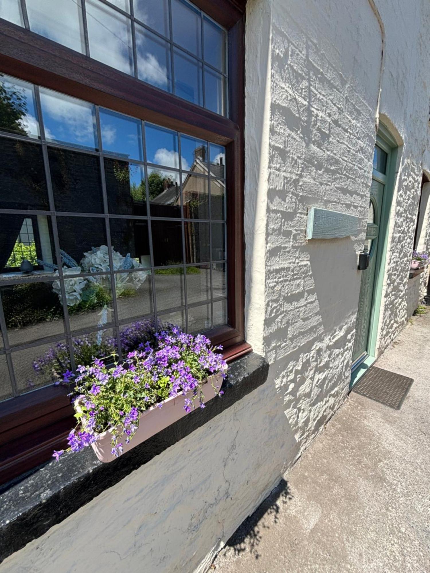 Glan-Yr-Afon Cottage Two Bedrooms Sennybridge Exterior foto